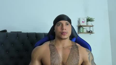 Snapshot of adam_boss chatting on 19, 5, 2026 adam boss online show from 19, 5, 2026