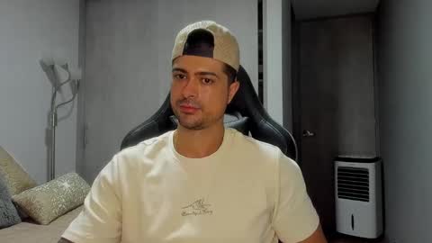 adam clarke online show from 30, 12, 2024