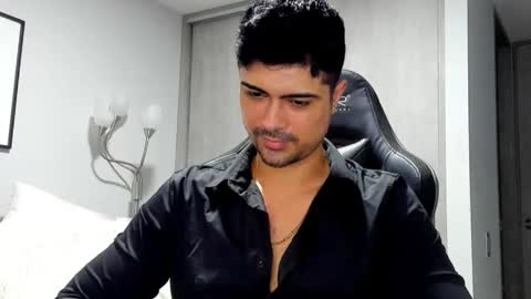 adam clarke online show from 21, 1, 2025