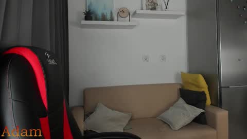 Adam online show from 29, 10, 2025