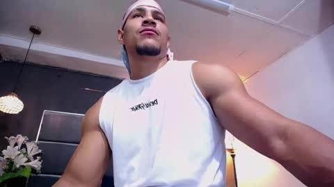 Snapshot of adam_fit19cm chatting on 21, 11, 2025 adam_fit19cm online show from 21, 11, 2025