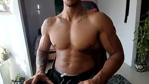 Adam Valencia online show from 17, 11, 2025