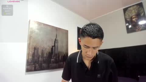 adam_walker_1 online show from 18, 5, 2026