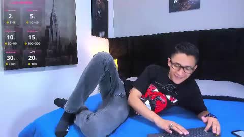 adam_walker_1 online show from 3, 7, 2026