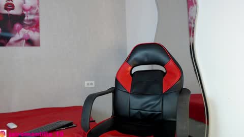 Hello guys excuse my absence I will be absent for several days for health reasons I hope you understand thank you very much. online show from 7, 2, 2025