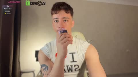 Hi Im Adam Glad to see u here 3 And its my first day online show from 4, 6, 2026