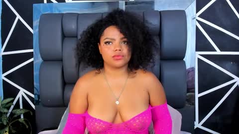 Snapshot of adams_cloe chatting on 11, 3, 2025 Cloe Adams  online show from 11, 3, 2025