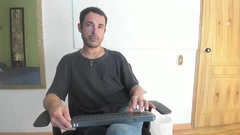 Im Adams Sanz online show from 2, 5, 2026