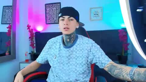 Snapshot of adamswalkerr_ chatting on 21, 2, 2026 AdamsWalkerr online show from 21, 2, 2026