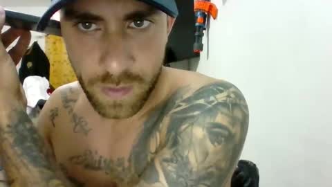 Snapshot of adan_carter chatting on 14, 10, 2025 adan_carter online show from 14, 10, 2025