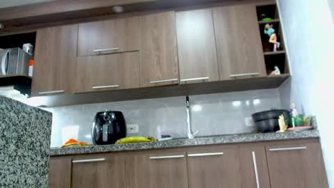 eva online show from 6, 1, 2025