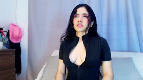  Adara Johnson  online show from 3, 11, 2025