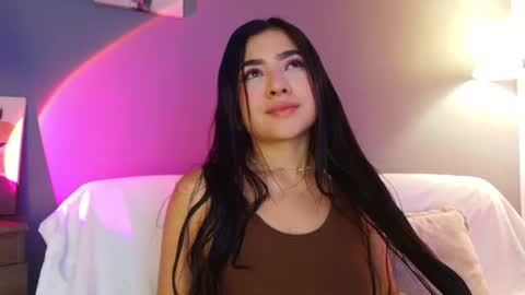  Adara Johnson  online show from 18, 7, 2026