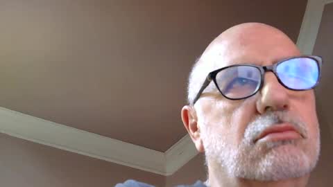 Snapshot of add_me_2 chatting on 14, 5, 2026 add_me_2 online show from 14, 5, 2026