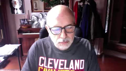Snapshot of add_me_2 chatting on 15, 5, 2026 add_me_2 online show from 15, 5, 2026
