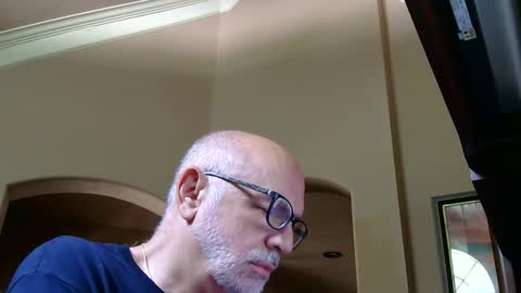 Snapshot of add_me_2 chatting on 8, 6, 2026 add_me_2 online show from 8, 6, 2026