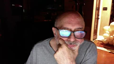 Snapshot of add_me_2 chatting on 11, 6, 2026 add_me_2 online show from 11, 6, 2026