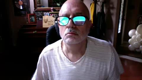 Snapshot of add_me_2 chatting on 13, 6, 2026 add_me_2 online show from 13, 6, 2026