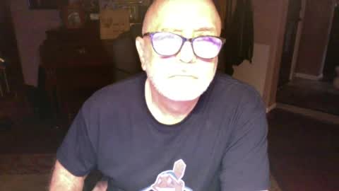Snapshot of add_me_2 chatting on 15, 6, 2026 add_me_2 online show from 15, 6, 2026