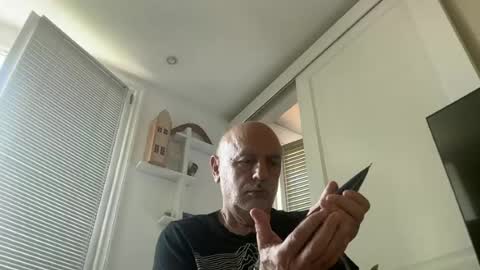 Snapshot of add_me_2 chatting on 23, 6, 2026 add_me_2 online show from 23, 6, 2026