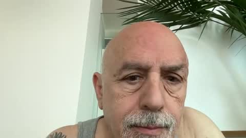 Snapshot of add_me_2 chatting on 6, 7, 2026 add_me_2 online show from 6, 7, 2026