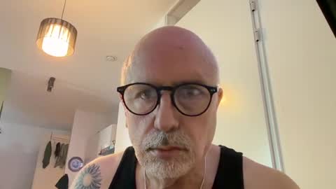 Snapshot of add_me_2 chatting on 6, 8, 2026 add_me_2 online show from 6, 8, 2026