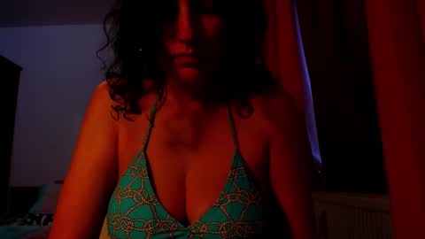 amy        online show from 18, 11, 2025