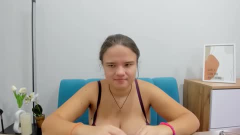 adelecruzz online show from 11, 10, 2025