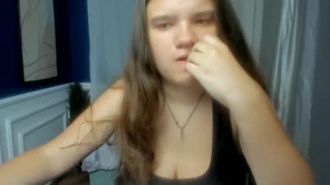 Snapshot of adelecruzz chatting on 6, 6, 2026 adelecruzz online show from 6, 6, 2026