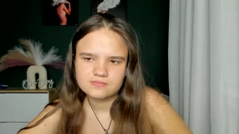 Snapshot of adelecruzz chatting on 14, 6, 2026 adelecruzz online show from 14, 6, 2026