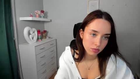 Snapshot of adelesolo chatting on 11, 3, 2026 Adele online show from 11, 3, 2026