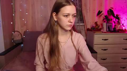 Lina online show from 18, 12, 2024