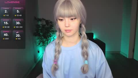 adelina__flower online show from 6, 5, 2026