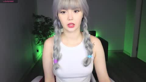 adelina__flower online show from 9, 5, 2026