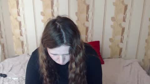 adelinalawson online show from 26, 2, 2025