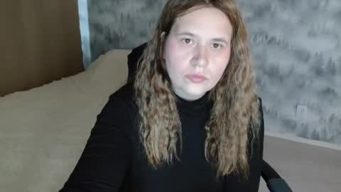 adelinalawson online show from 27, 6, 2026