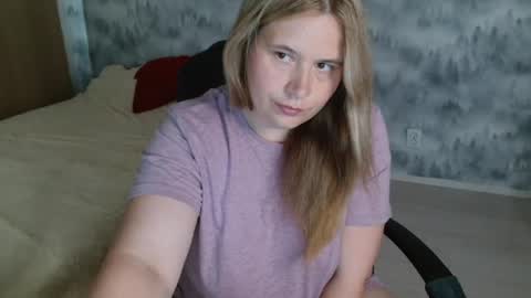 adelinalawson online show from 28, 7, 2026