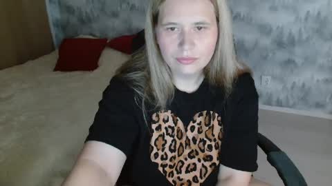 adelinalawson online show from 31, 7, 2026