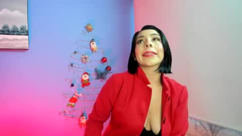 Adelle online show from 28, 12, 2024