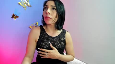 Adelle online show from 11, 1, 2025