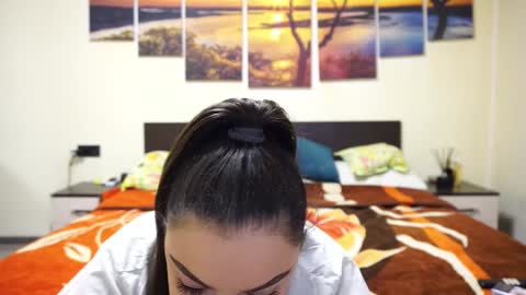 Snapshot of adellineee chatting on 1, 2, 2025 Adellineee online show from 1, 2, 2025