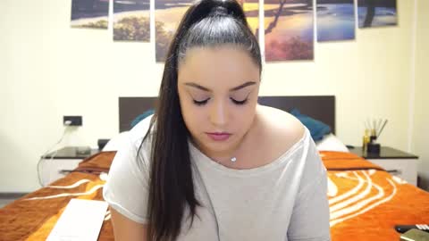 Snapshot of adellineee chatting on 10, 3, 2025 Adellineee online show from 10, 3, 2025