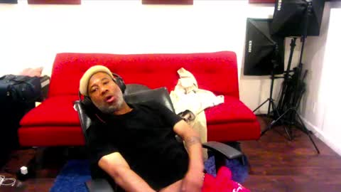 adick_ting online show from 30, 12, 2024