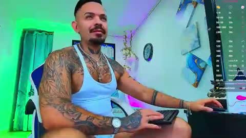 Snapshot of adil_aminn chatting on 6, 11, 2025 DALIL ADIL AMIN online show from 6, 11, 2025