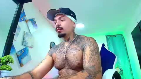 Snapshot of adil_aminn chatting on 12, 11, 2025 DALIL ADIL AMIN online show from 12, 11, 2025