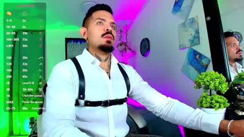 Snapshot of adil_aminn chatting on 19, 11, 2025 DALIL ADIL AMIN online show from 19, 11, 2025