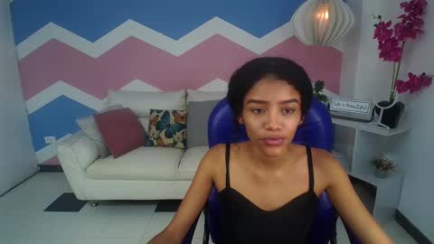 adisson_petite1 online show from 12, 10, 2025