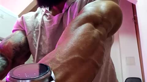 Adonis online show from 2, 5, 2026