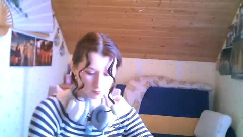 adorable_sparkle online show from 13, 2, 2025