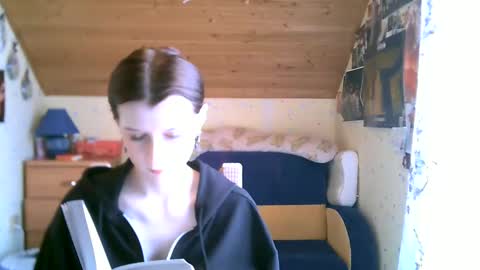 adorable_sparkle online show from 4, 3, 2025